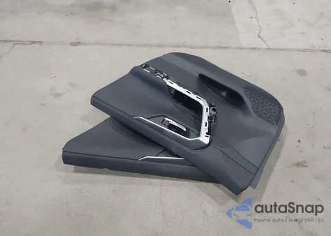 2025 Toyota Rav4 Plug-In Hybrid Xse z USA, uszkodzony, nr VIN JTMFB3FV8SD274521